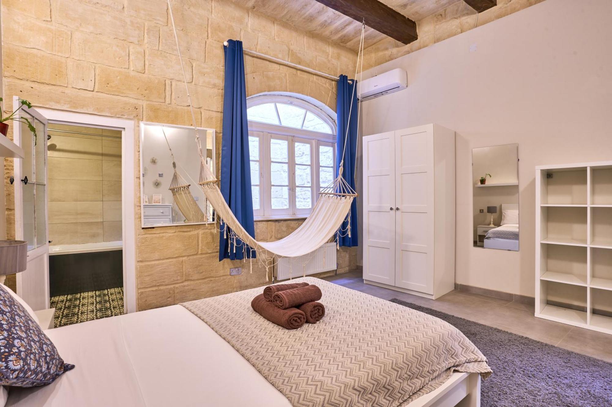 12 -16 , Pacifiku Scicluna Birgu Exteriör bild