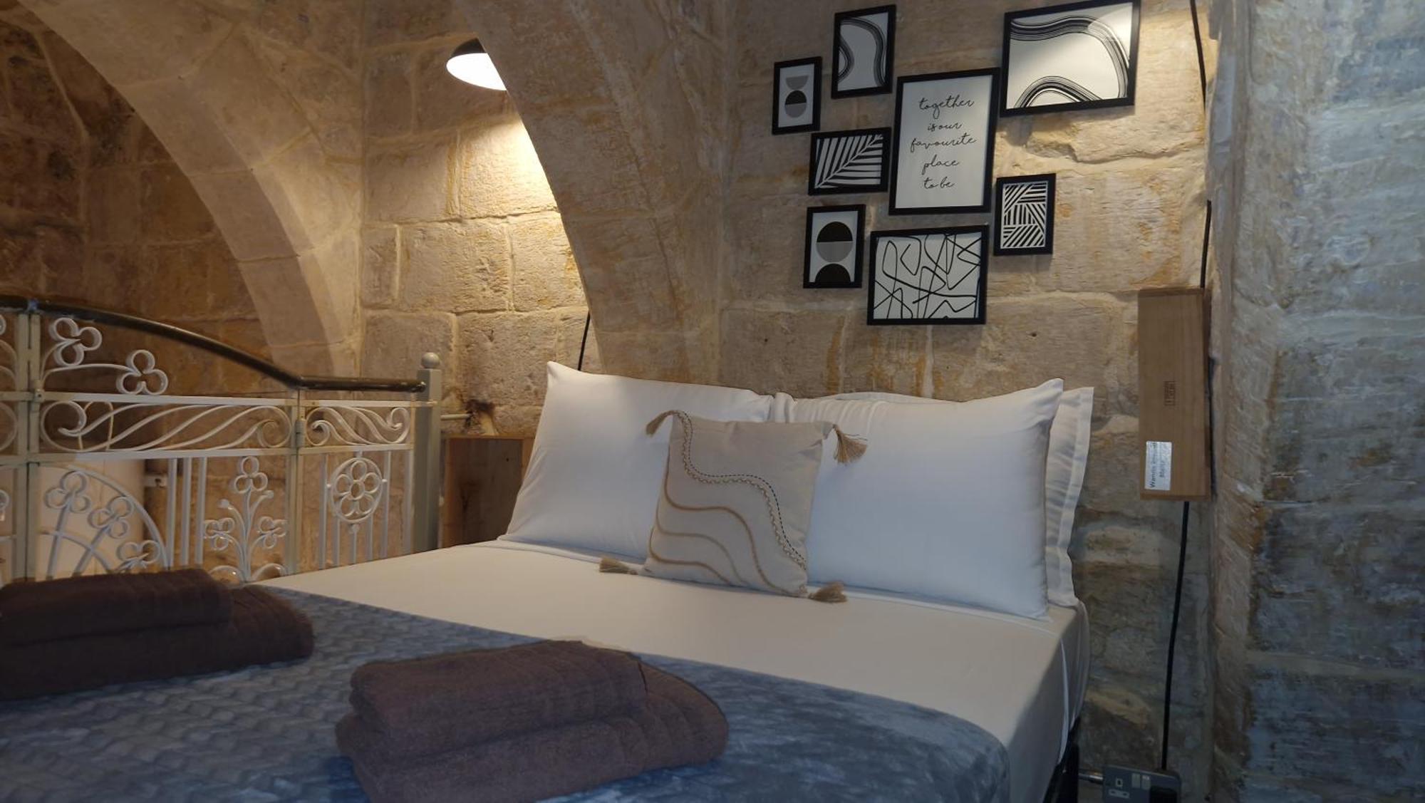 12 -16 , Pacifiku Scicluna Birgu Exteriör bild
