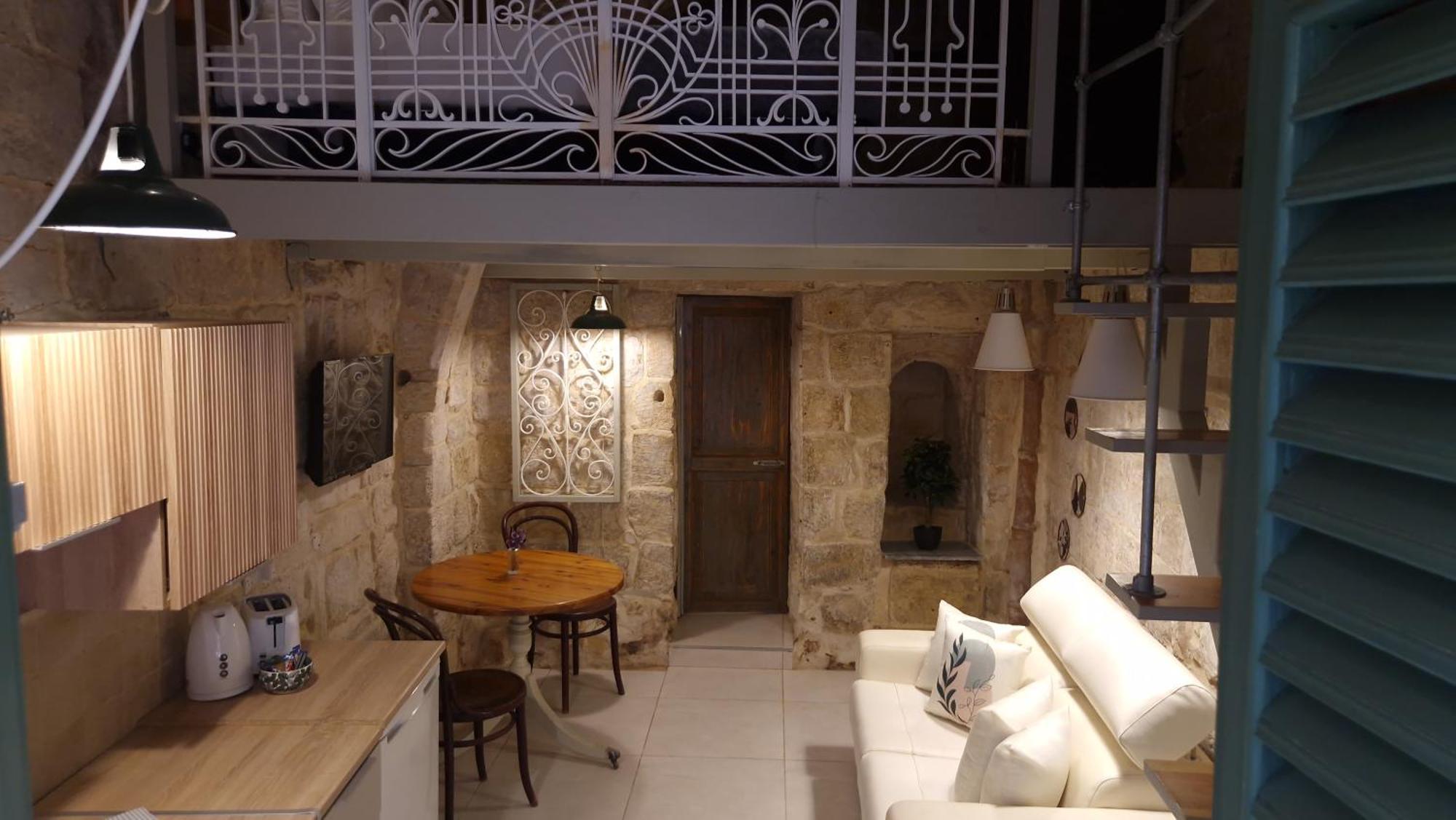 12 -16 , Pacifiku Scicluna Birgu Exteriör bild